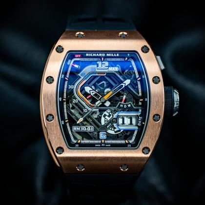 Minimalist & Modern Timepiece